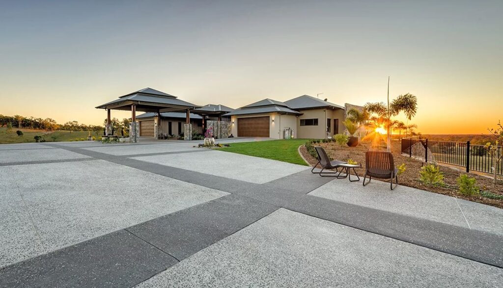 Exposed-Aggregate-Concrete-ftr-1024x587